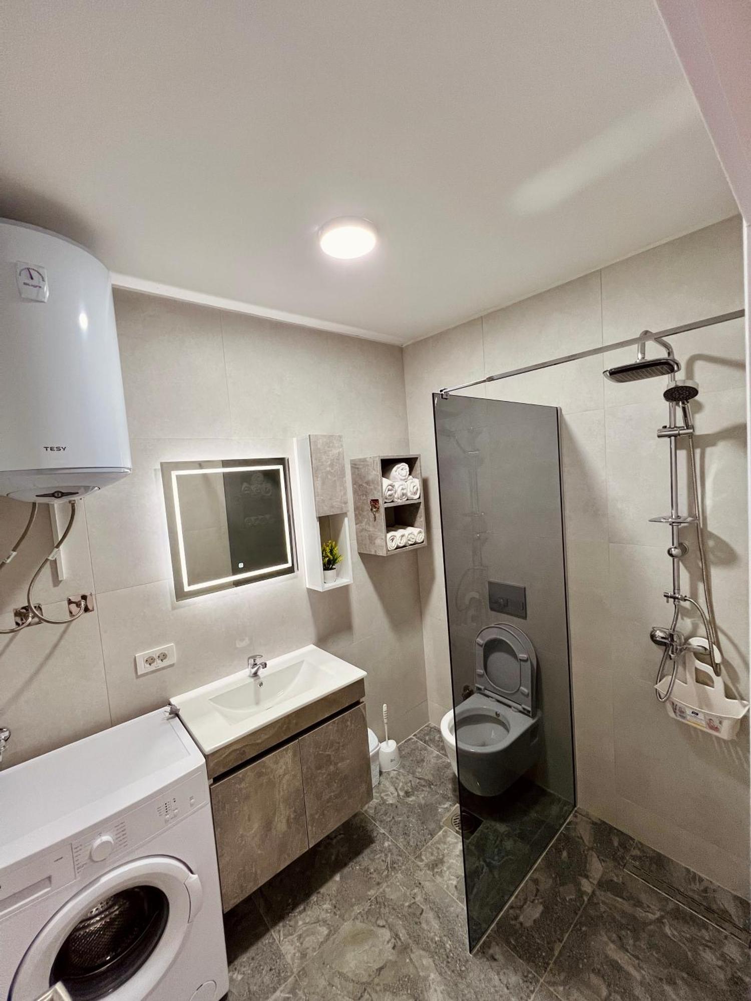 Holiday Apartments Gjakova ภายนอก รูปภาพ