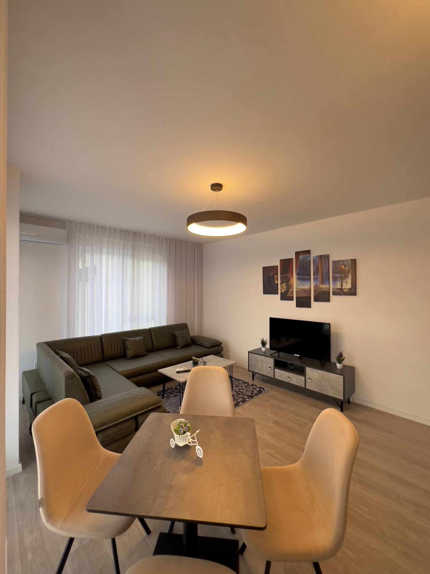 Holiday Apartments Gjakova ห้อง รูปภาพ